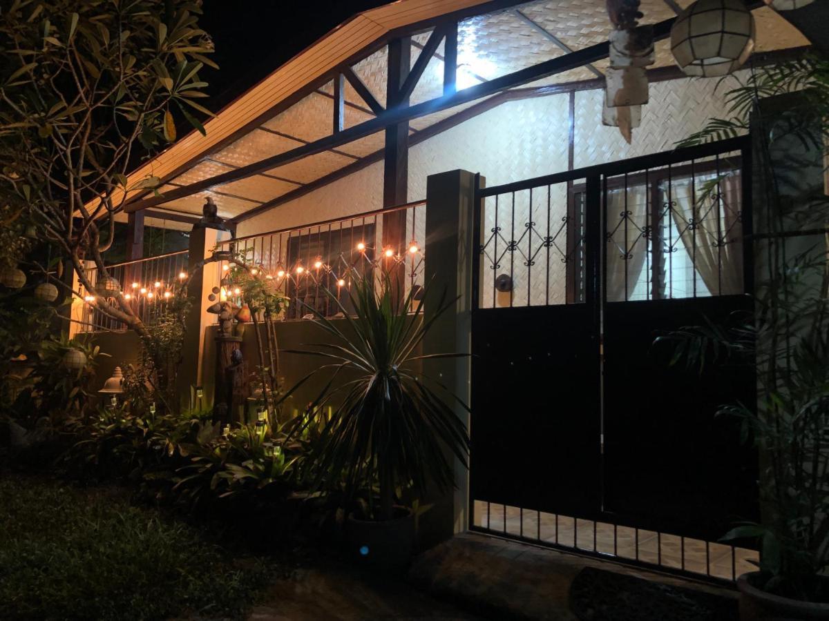 Hiraya Homestay Coron Exterior photo