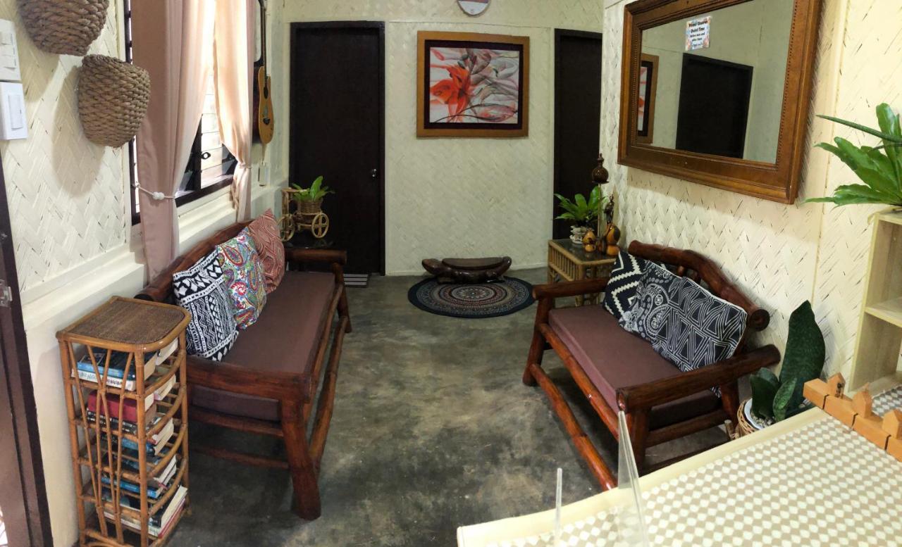 Hiraya Homestay Coron Exterior photo